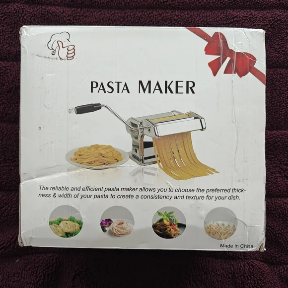 Stainless Steel Pasta Maker - Picture 2 of 3